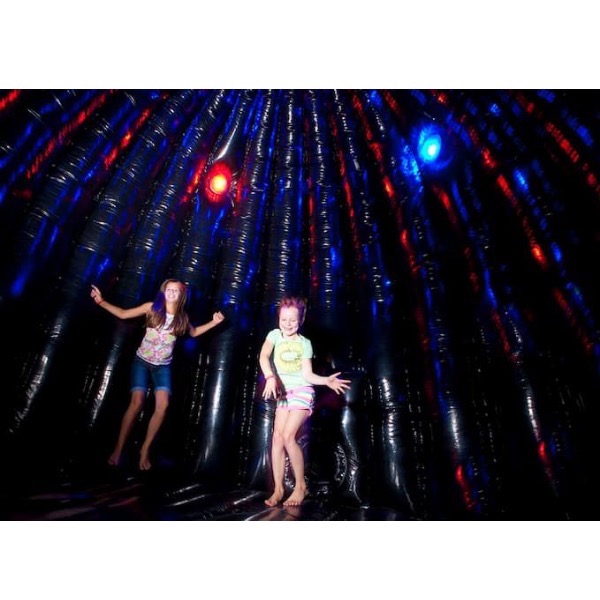 Springkussen Disco - 5 meter met licht en geluid